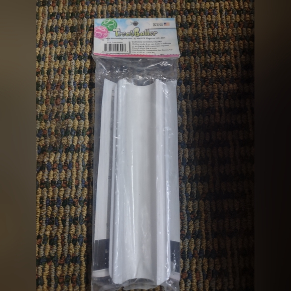 Treat Baller (BSE) bite sized. Makes the perfect treat everytime cake pops ECT - Picture 2 of 7